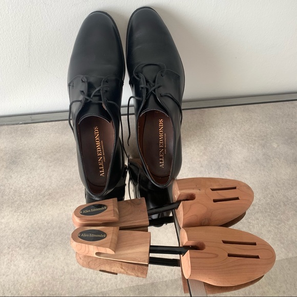 Allen Edmonds Other - Allen Edmonds Black Leather Men's Shoes